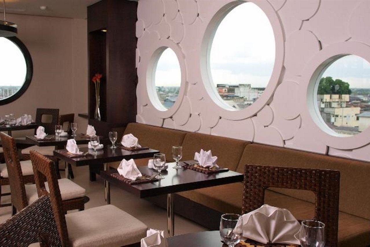 Hotel Santika Pontianak Ngoại thất bức ảnh