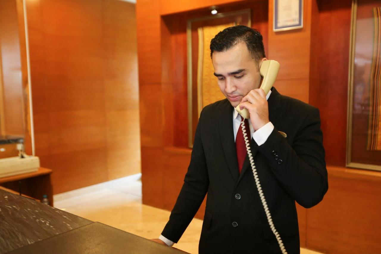 Hotel Santika Pontianak Ngoại thất bức ảnh